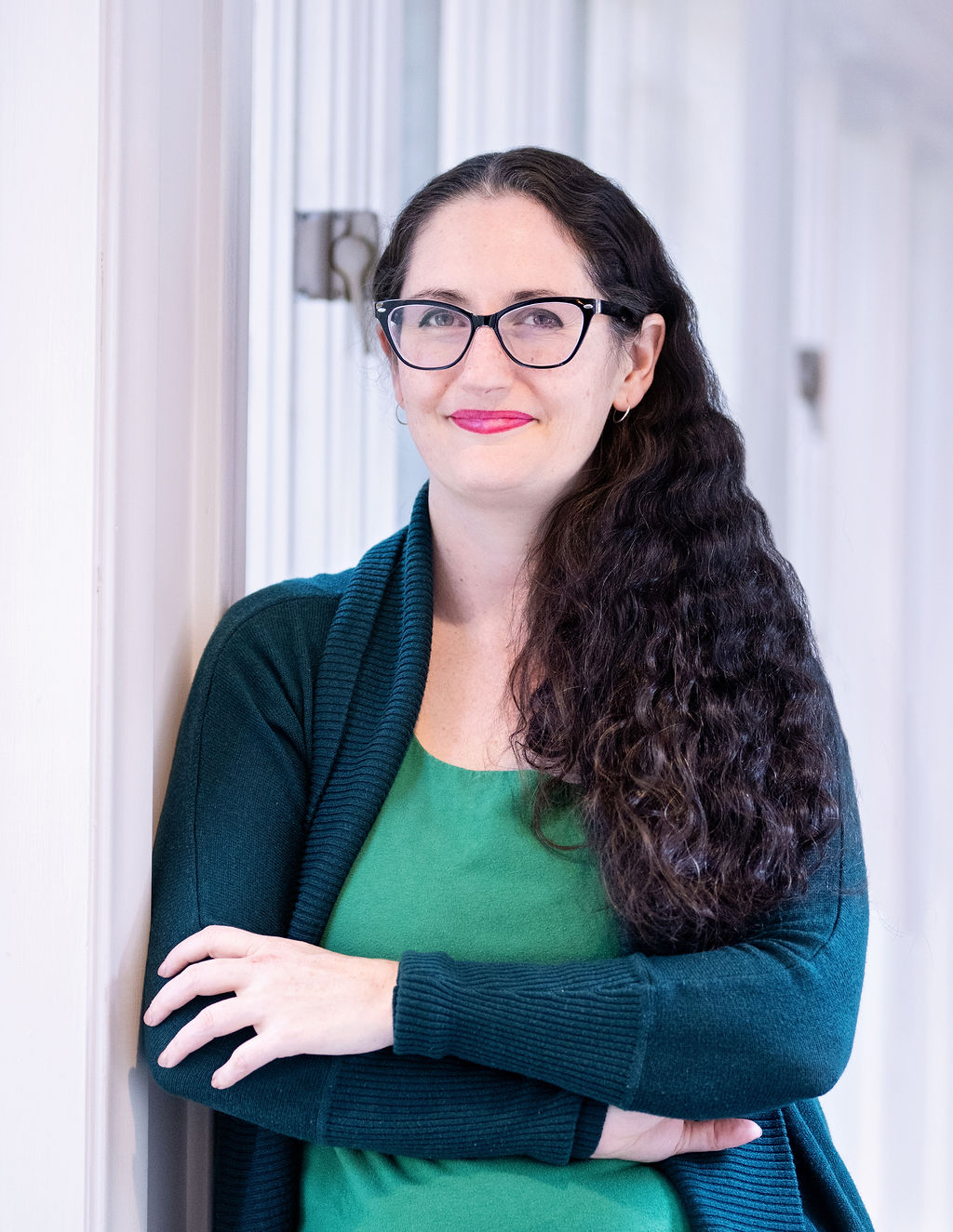 Elizabeth Hill Headshot